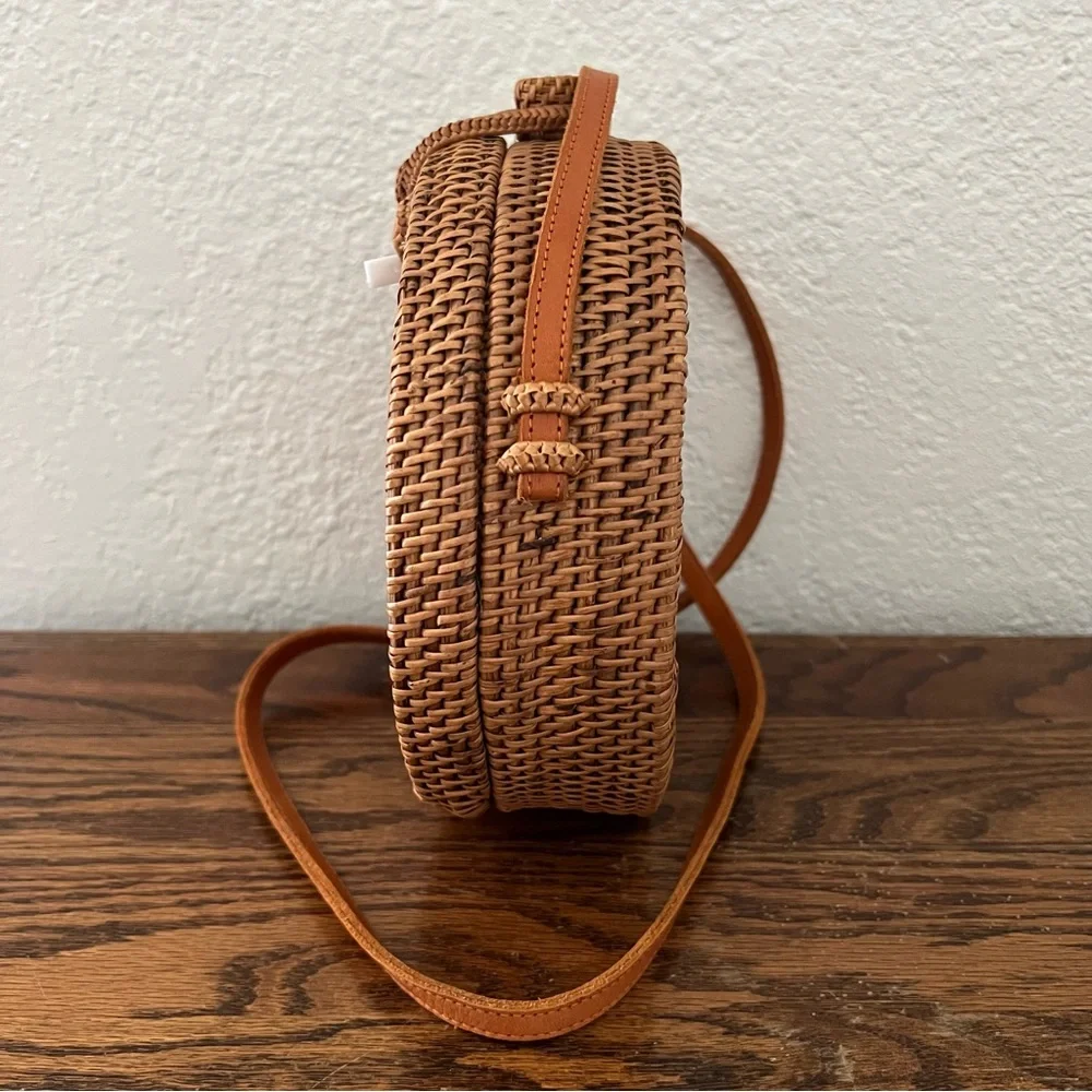 BEACHGOLD woven rattan